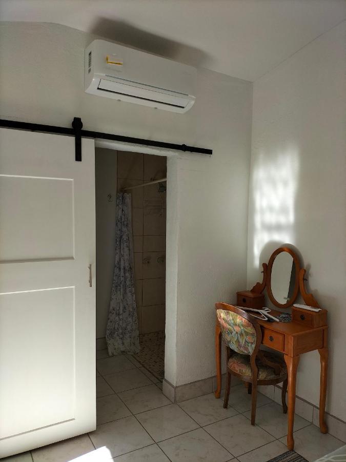 Casa Edka Ξενοδοχείο Ενσενάντα Εξωτερικό φωτογραφία